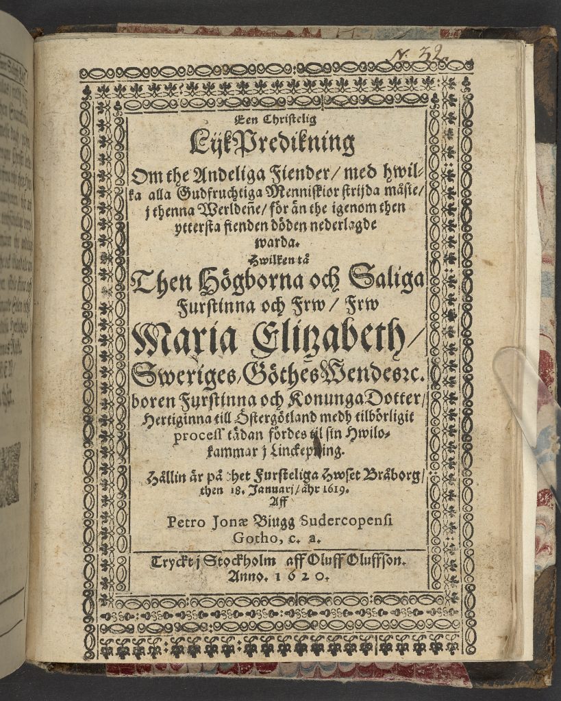 En sida ur en likpredikning med tryckt text i frakturstil och en dekorativ ram runt texten.